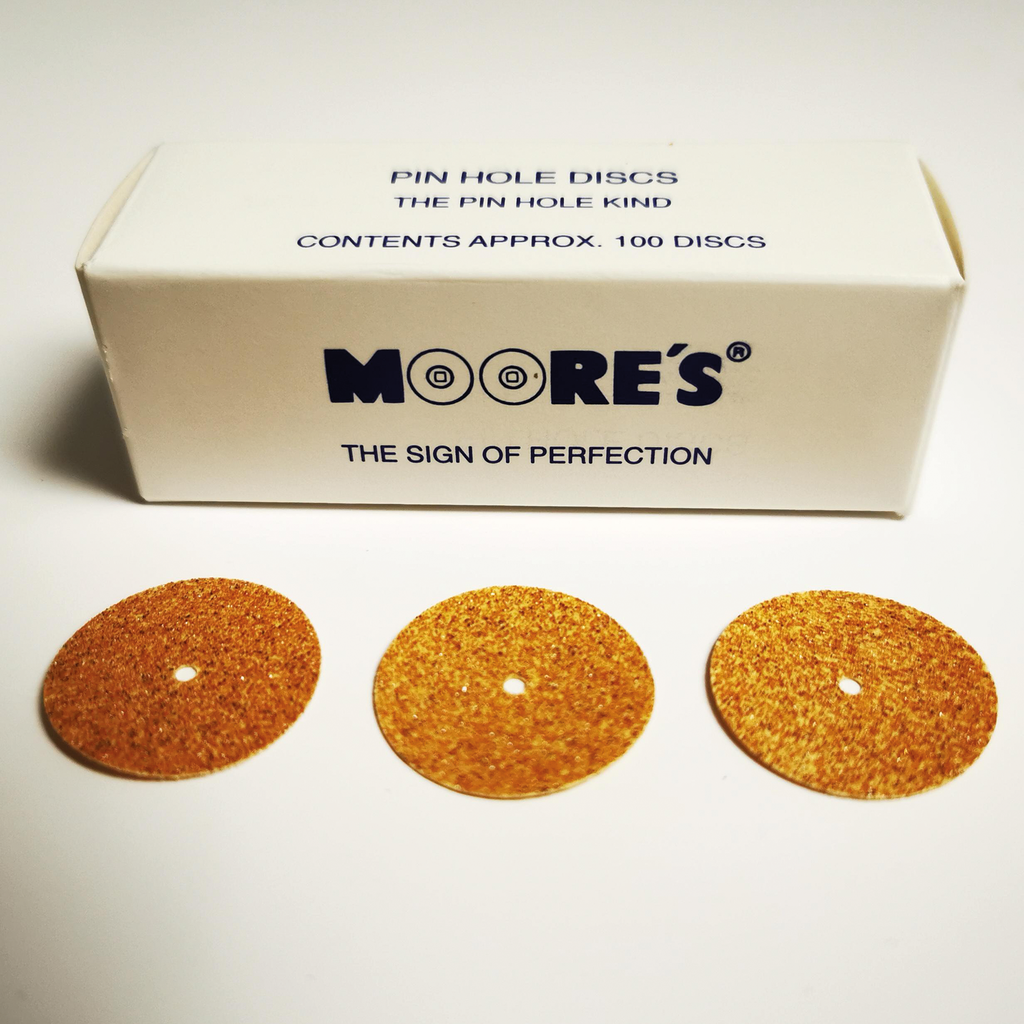 [21653] MOORE'S (50) Medium Garnet Disk "Pin Hole" 7/8